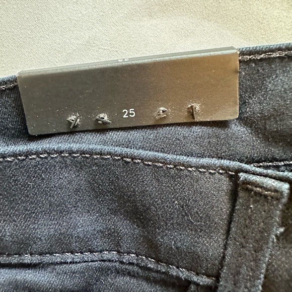 **NWT** J Brand Super Skinny Jeans/Leggins in Pitch - Size 25 - Picture 6 of 11